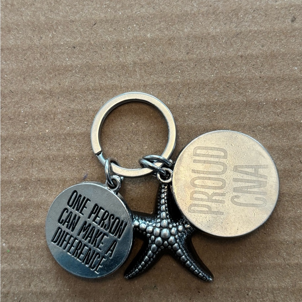 Nursing assistant proud CNA Inspirational Keychain Starfish Charm gifts travel